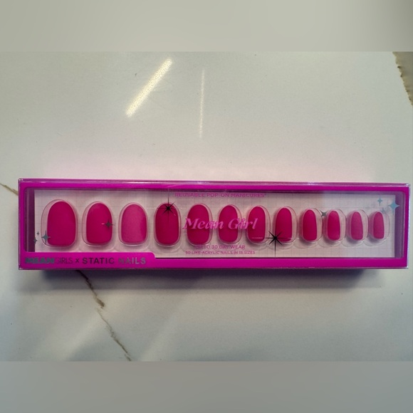 Static Nails X Mean Girls - Mean Girl - Round - Picture 3 of 3